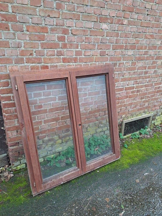 Ramen met enkel glas, meranti en 2 buitendeuren, Doe-het-zelf en Bouw, Ophalen, Gebruikt