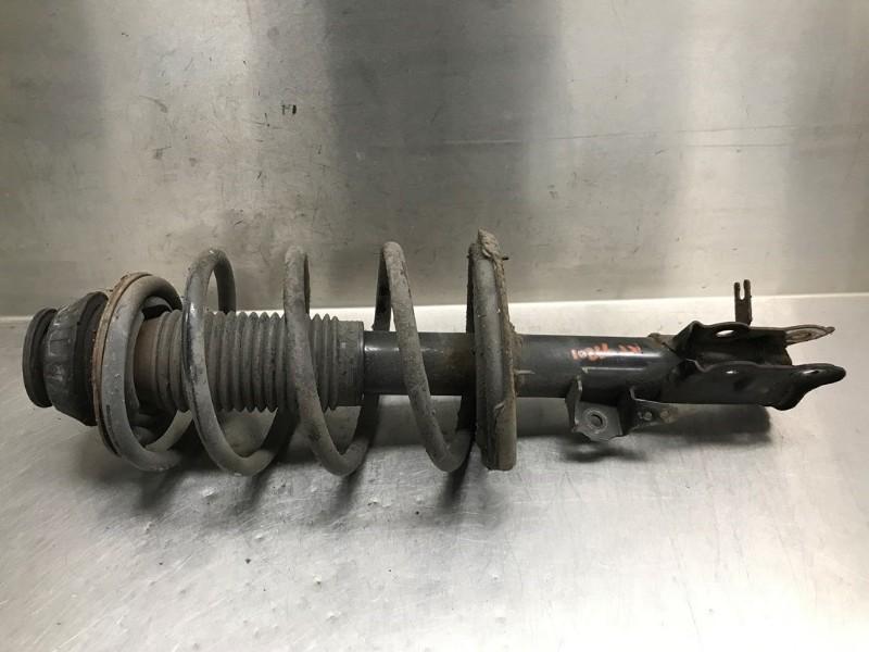 JAMBE DE FORCE AVANT GAUCHE Hyundai i20 (01-2008/12-2015), Utilisé, Hyundai