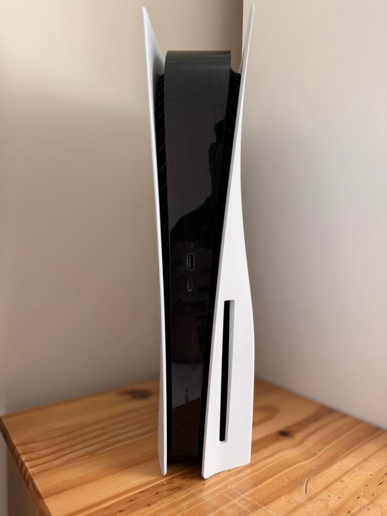 PlayStation 5 Disc Edition met 3 Controllers, Games en Spelcomputers, Spelcomputers | Sony PlayStation 5, Zo goed als nieuw, Playstation 5