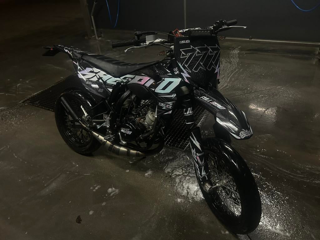 Sherco SMRS 2024 am6, Vélos & Vélomoteurs, Cyclomoteurs | Marques Autre, Enlèvement ou Envoi, Utilisé, 50 cm³, Classe B (45 km/h)