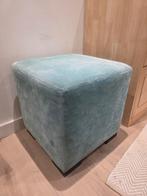 Licht blauwe poef, Ophalen