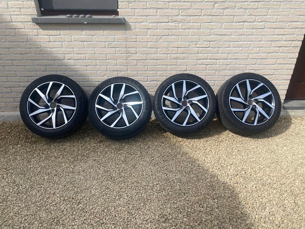 Velgenset origineel Volvo V60 R-design diamant cut 18duim, Autos : Pièces & Accessoires, Pneus & Jantes, Pneus été, Enlèvement