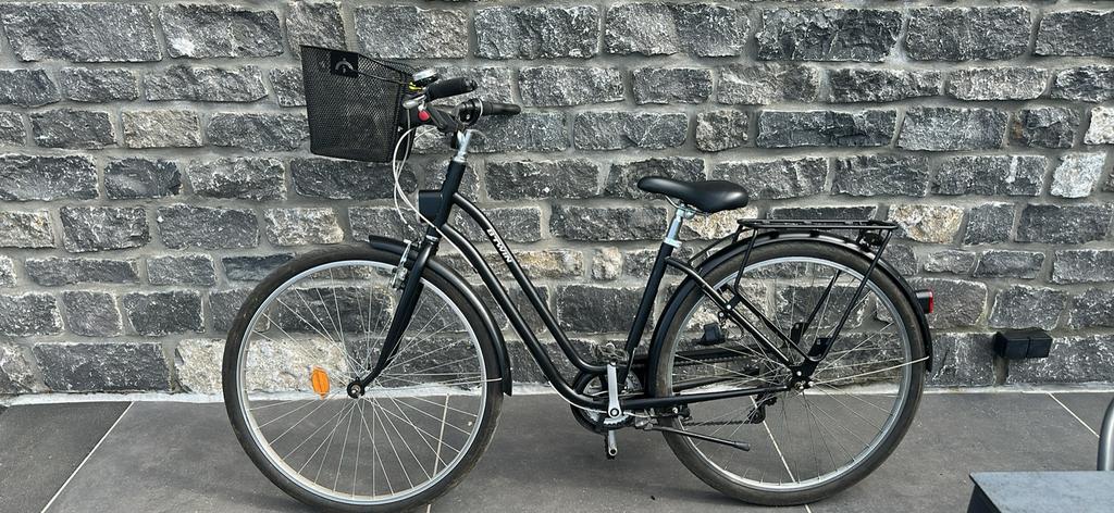 Velo decathlon de ville Elops 500, Fietsen en Brommers, Fietsen | Dames | Damesfietsen, Ophalen, Zo goed als nieuw, Versnellingen