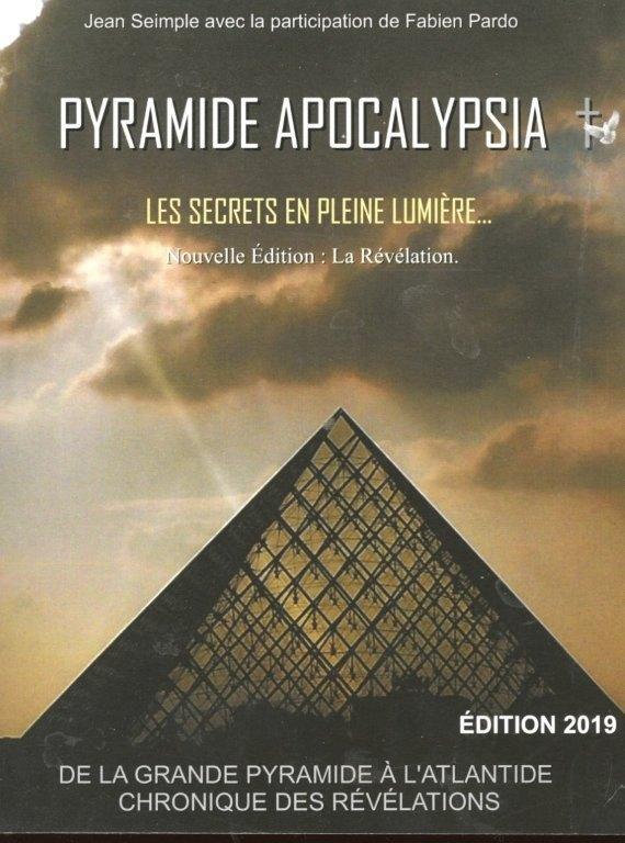 J.Seimple : Pyramide Apocalypsia, Boeken, Esoterie en Spiritualiteit, Zo goed als nieuw, Ophalen of Verzenden