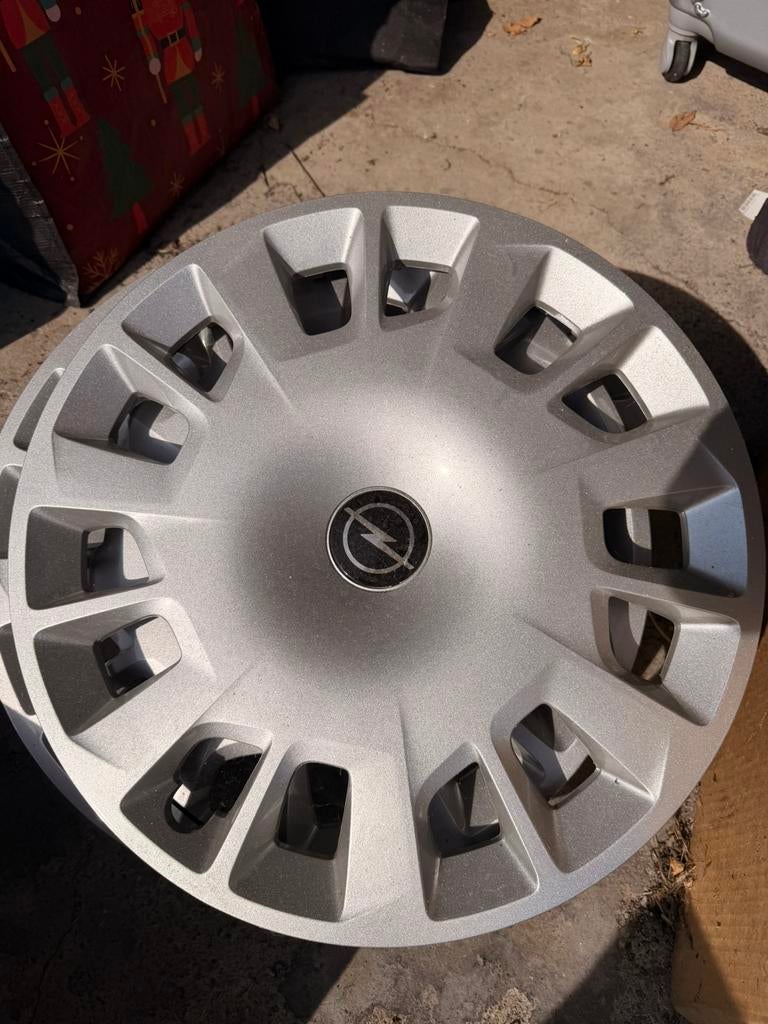 Enjoliveurs Opel, Enlèvement, Neuf