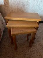 Tables gigognes d’appoint chêne clair, Enlèvement