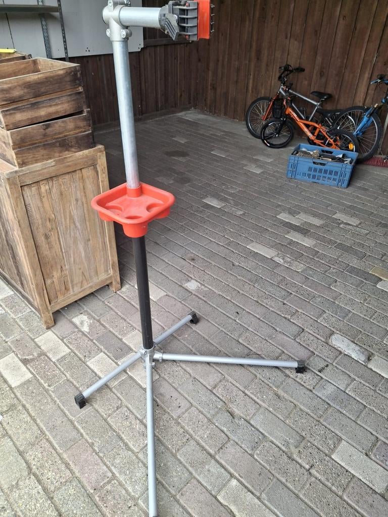 Fiets montagestandaard, Ophalen