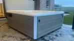 Hoogwaardige jacuzzi, Ophalen, Zo goed als nieuw, Filter, Vast
