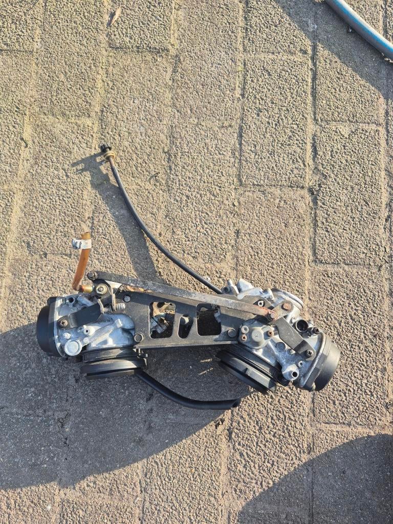 Suzuki sv650 van 2003 carburateur met werk, Enlèvement