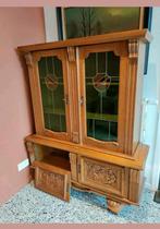 Gratis kast + 2 zetels, Huis en Inrichting, Ophalen