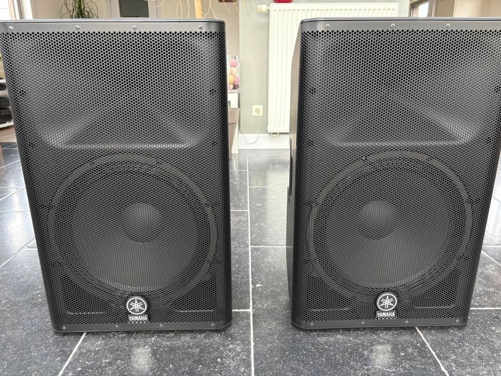 Yamaha DXR15, Enlèvement, Comme neuf, Sono
