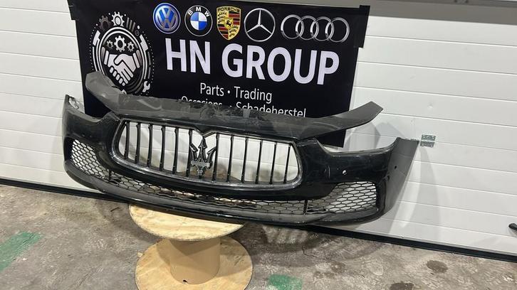 MASERATI QUATTROPORTE VI M156 2016 COMPLEET VOORBUMPER, Autos : Pièces & Accessoires, Carrosserie & Tôlerie, Pare-chocs, Avant