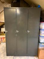 Metalen kast, Huis en Inrichting, Kasten | Roldeurkasten en Archiefkasten, Ophalen, Zo goed als nieuw