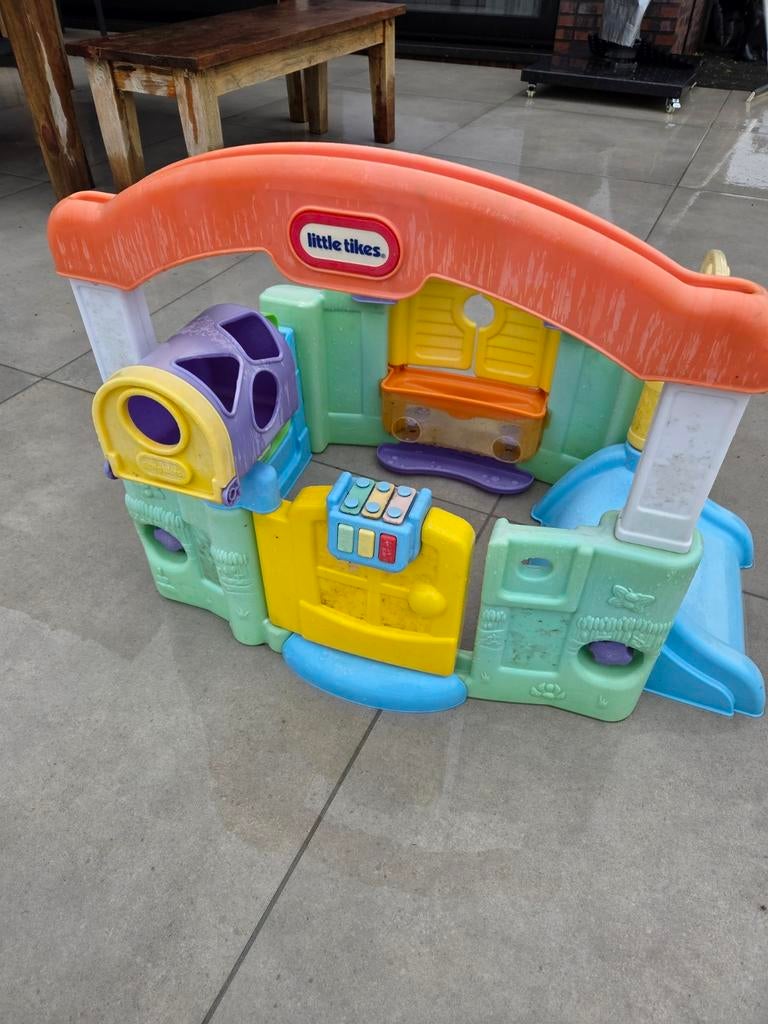 Kinder buiten speelhuisje, Enfants & Bébés, Enlèvement