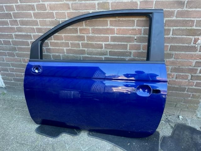 PORTIER LINKS Abarth 500 / 595 / 695 (01-2008/-), Gebruikt, Links, De Bloemendaal 21 21
5221 EB  'S HERTOGENBOSCH, NL, Info@123Parts.nl