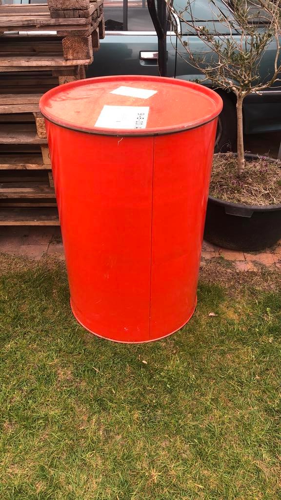 Metalen ton zeer stevig afsluitbaar, Ophalen, Zo goed als nieuw