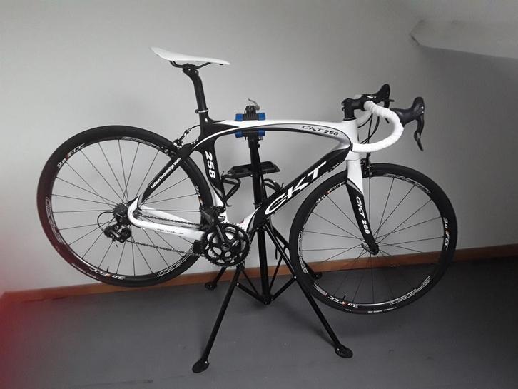 CKT racefiets, Fietsen en Brommers, Fietsen | Racefietsen, Carbon
