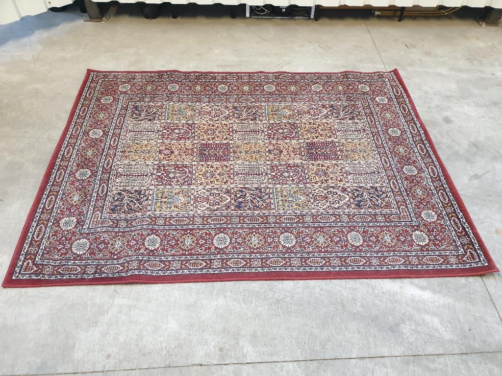 Tapijt 1,7 m x 2,3 m. Het kan geleverd worden., Enlèvement, Utilisé