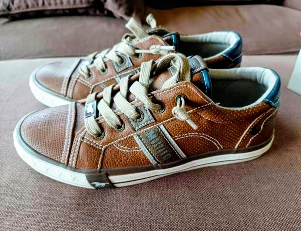 Sneakers 37 NIEUW, Kinderen en Baby's, Kinderkleding | Schoenen en Sokken, Ophalen of Verzenden