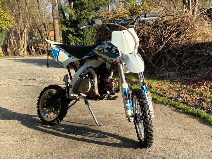 Pitbike / dirtbike 125 YCF, Fietsen en Brommers, Minibikes, Midibikes en Pitbikes, Zo goed als nieuw, Dirtbike, Ophalen of Verzenden