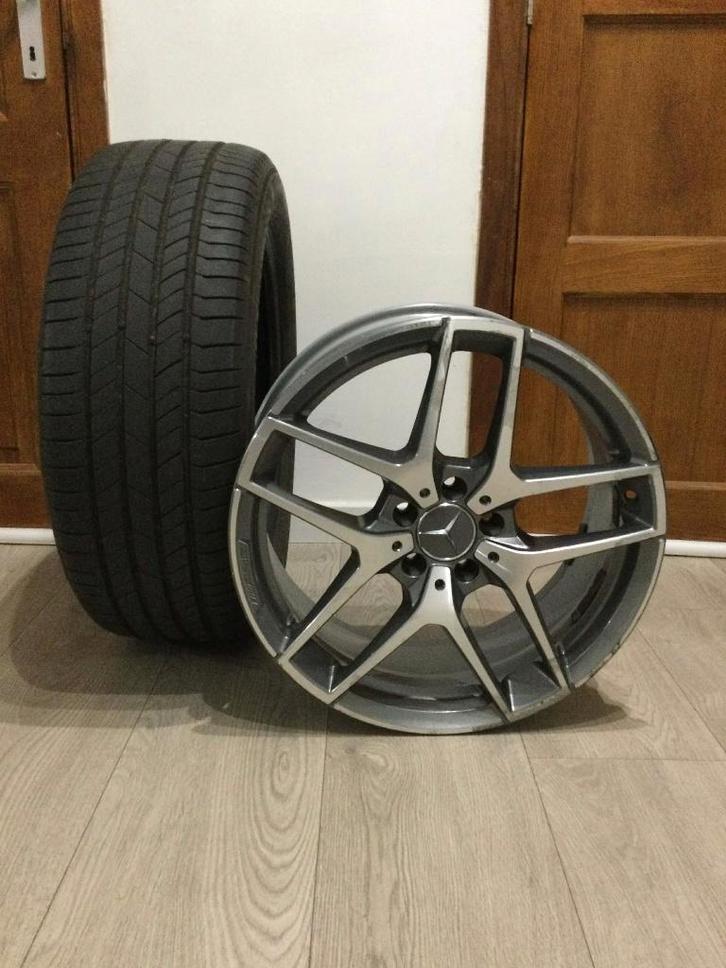 1 pieces Pour reserve ----- Glc 2015 a 2019, Auto's, Mercedes-Benz, Particulier, GLC, Diesel, Euro 6, Berline, 5 deurs, Automaat