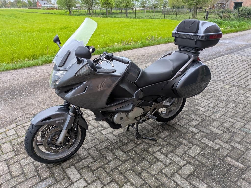 Honda NT700 Deauville, 2 cilinders, Motorrijbewijs A, Particulier, Meer dan 35 kW