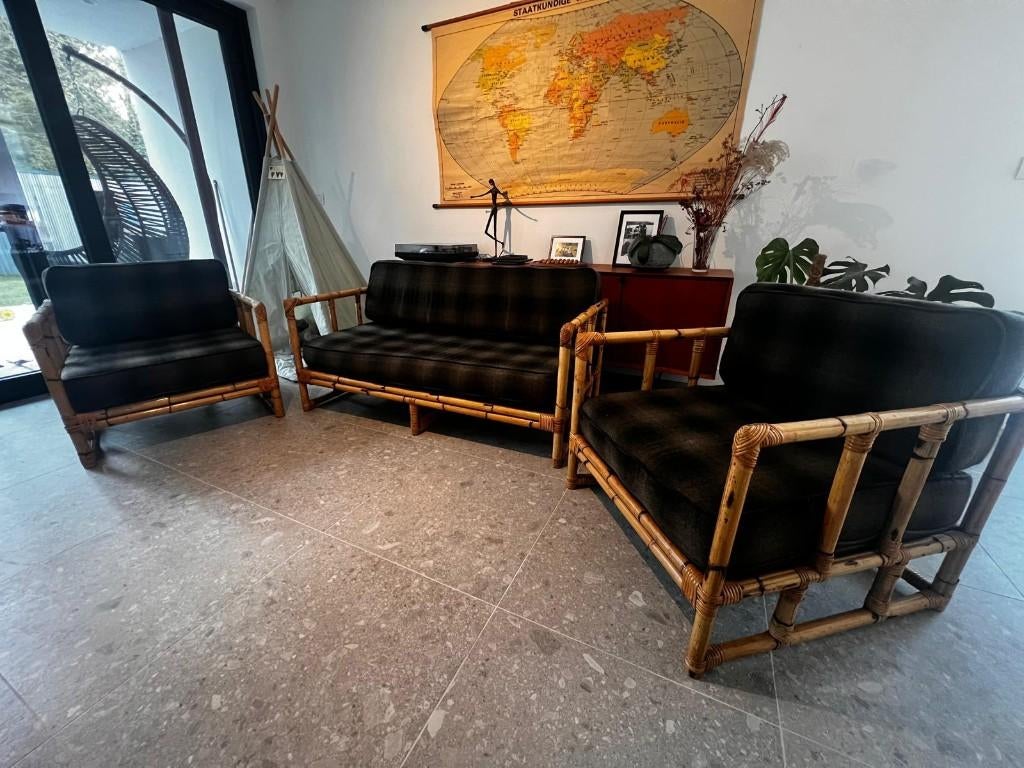 Zithoek in bamboe, Ophalen