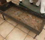 Antieke ijzeren bak of plantenbak, Ophalen, Gebruikt, Overige materialen