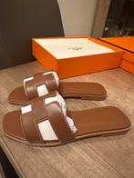 Claquettes H, Enlèvement ou Envoi, Comme neuf