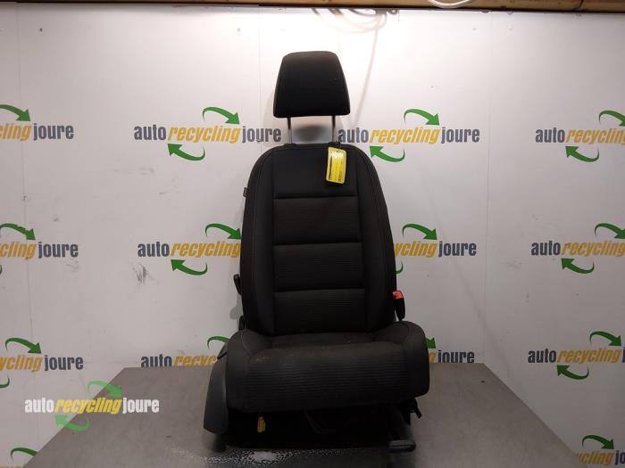 Siège droit d'un Volkswagen Golf, Autos : Pièces & Accessoires, -, Volkswagen, -, 3 mois de garantie