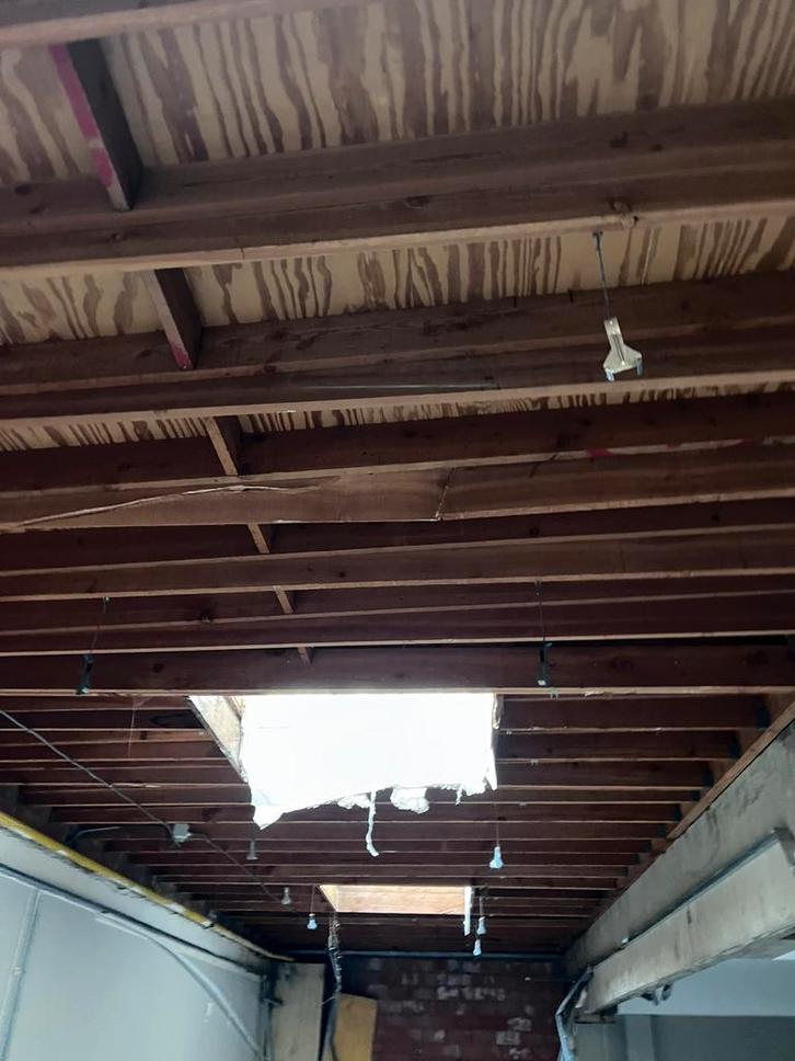 Constructie hout / balken te koop, Bricolage & Construction, Bois & Planches, Comme neuf, Enlèvement