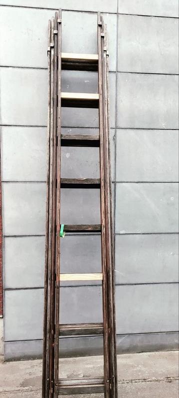 Gekeurde ruitenwasser ladder 4x8
