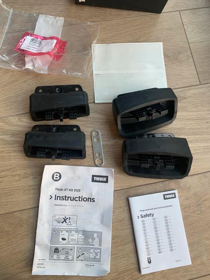 Thule kit 3125 voor dakdragers Mercedes CLA, Auto diversen, Dakdragers, Zo goed als nieuw, Ophalen of Verzenden
