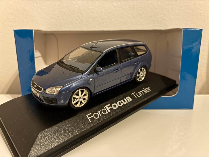 Ford Focus Turnier (Type C307) 2004 - MiniChamps, Hobby en Vrije tijd, Modelauto's | 1:43, Nieuw, Auto, MiniChamps, Ophalen of Verzenden