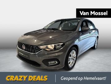 Fiat Tipo 1.4 95 pk Lounge, Auto's, Voorwielaandrijving, 4 deurs, Stof, Gebruikt