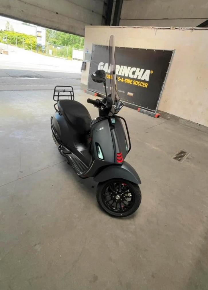 Vespa sprint A klasse, Fietsen en Brommers, Scooters | Vespa, Vespa S, Klasse A (25 km/u), Ophalen