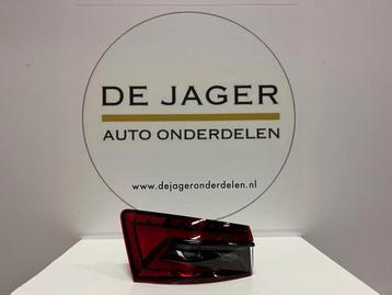 SKODA SUPERB 3 FACELIFT COMBI ACHTERLICHT LINKS 3V9945207B beschikbaar voor biedingen