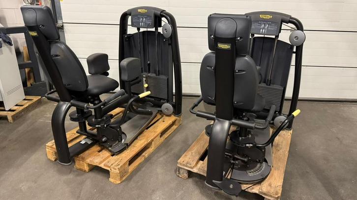 Technogym Selection Black Line Abductor en Adductor, Sport en Fitness, Fitnessmaterialen, Gebruikt, Ophalen