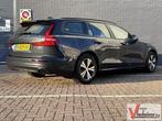 Volvo V60 2.0 D3 Momentum Aut. | € 9.900,- NETTO! | Climate, Auto's, Automaat, Bluetooth, Zilver of Grijs, Te koop