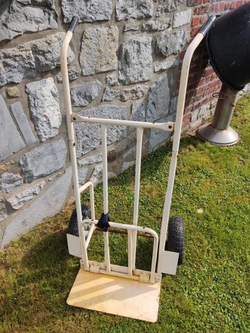 AV diable, chariot de transport beschikbaar voor biedingen
