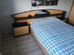 Bed met hoofdeinde en twee nachtkastjes., Ophalen, Gebruikt, Tweepersoons, 140 cm