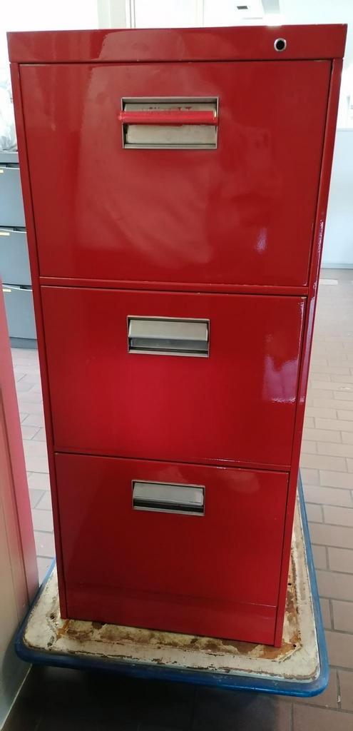 metale kast met 3 grote laden, Huis en Inrichting, Kasten | Roldeurkasten en Archiefkasten, Gebruikt, Ophalen