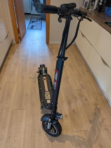 Speedtrott RS800+ elektrische scooter (116 km) beschikbaar voor biedingen