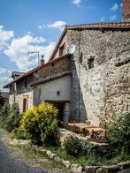 Location de vacances en France, Lit enfant, Village, 4 chambres ou plus, Montagnes ou collines