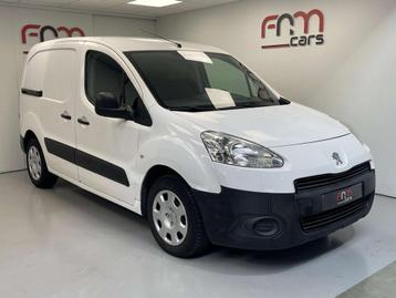 Peugeot Partner 1.6 HDi bwj2013 Airco nieuw distributieriem beschikbaar voor biedingen