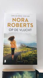 Nora Roberts - Op de vlucht, Livres, Thrillers, Enlèvement, Utilisé, Nora Roberts