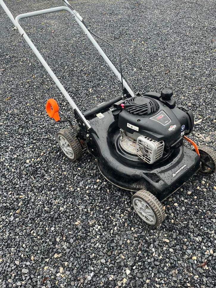 Grasmaaier briggs en stratton, Tuin en Terras, Grasmaaiers, Zo goed als nieuw, Ophalen