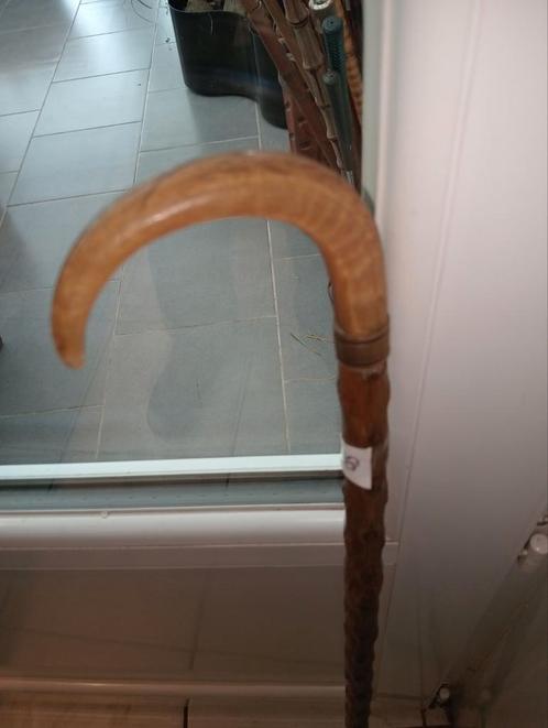 Oude wandelstok met pommel in blonde hoorn 90,5 cm, Diversen, Wandelstokken, Ophalen of Verzenden