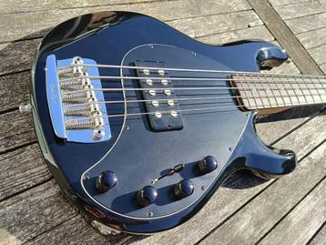 Ernie Ball Musicman StingRay 5 Black 1998 beschikbaar voor biedingen