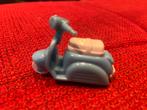 Vintage old Vespa plastic model, Ophalen, Zo goed als nieuw